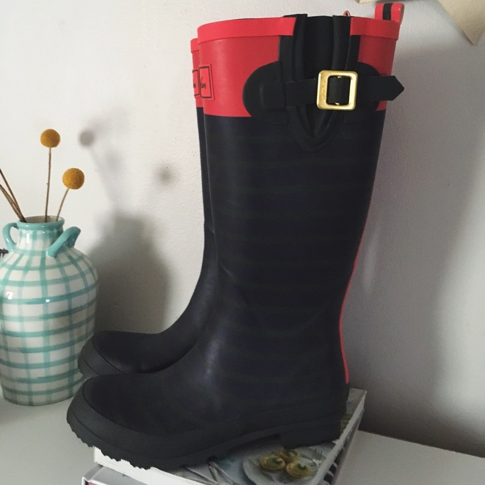 Rain Boots from England NEW without tags